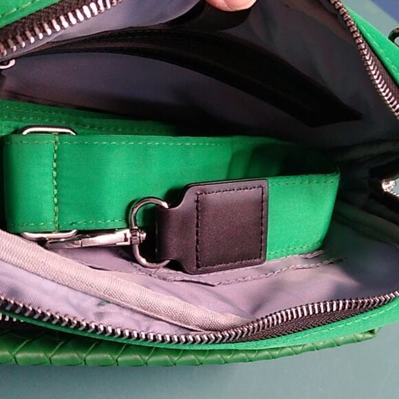 HKWP Travel Nylon Crossbody Adjustable Strap Front Pocket Woven   3 Zippers - Picture 11 of 11